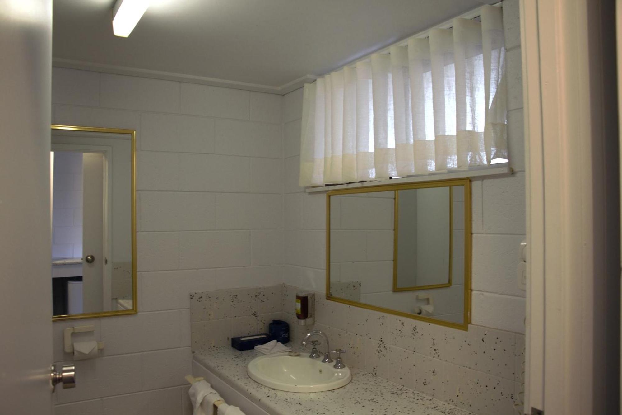 Bendigo Motor Inn Kangaroo Flat Buitenkant foto