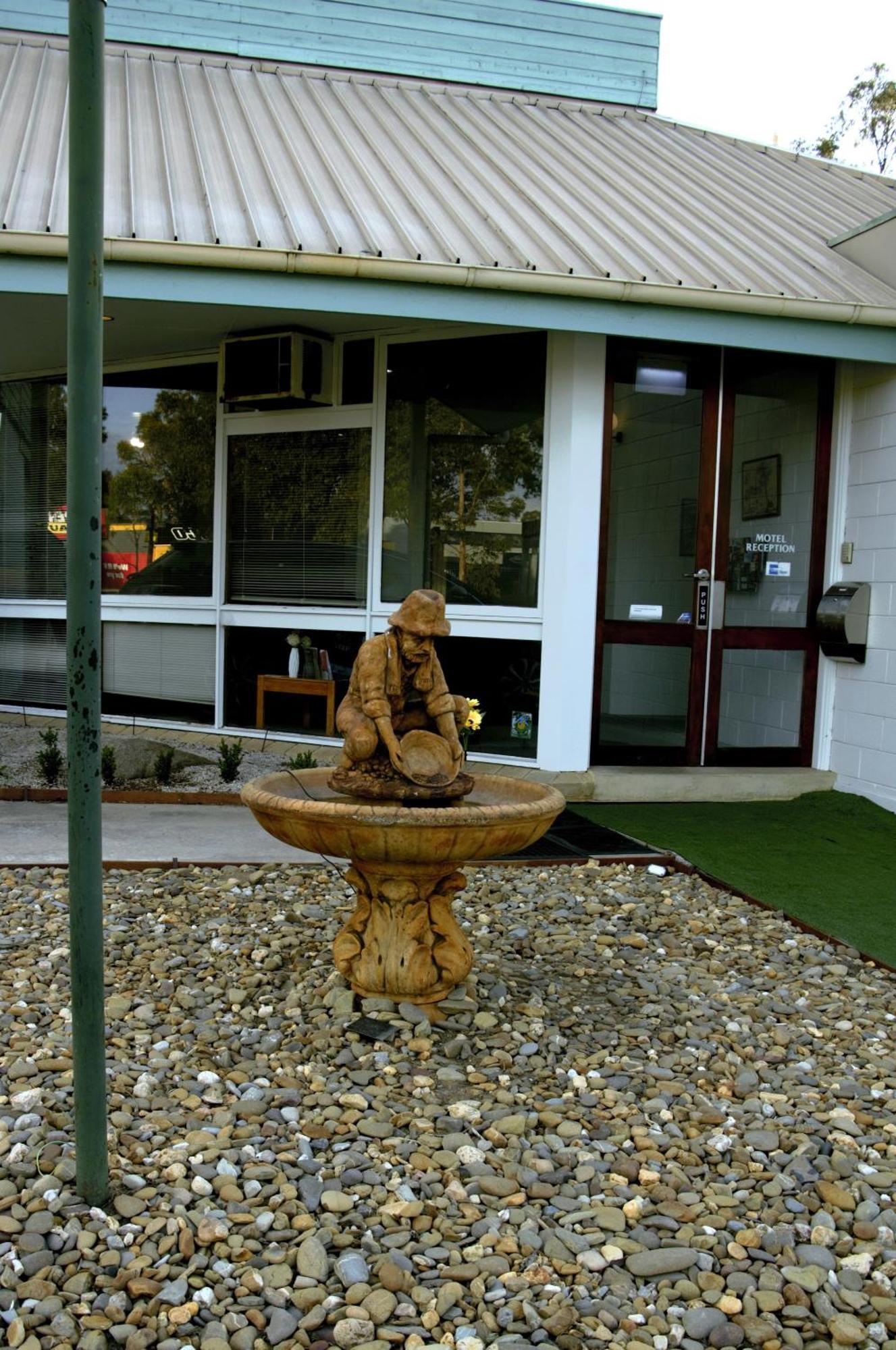 Bendigo Motor Inn Kangaroo Flat Buitenkant foto
